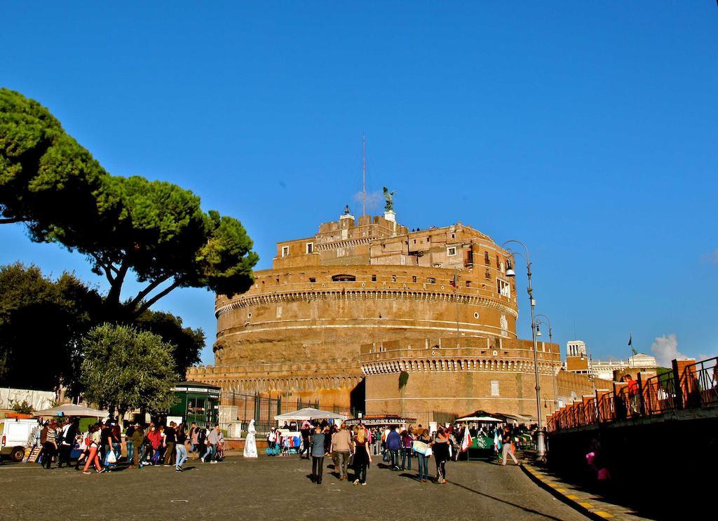 Giulio Cesare Imperatore Rome Extérieur photo
