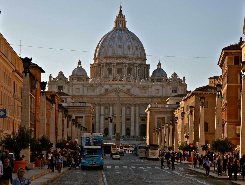 Giulio Cesare Imperatore Rome Extérieur photo
